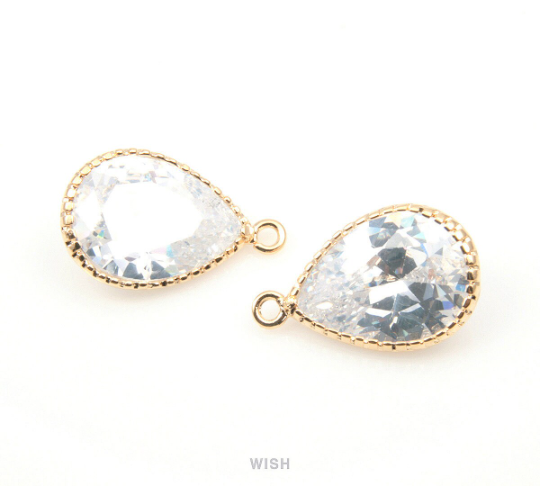 Teardrop Cubic Zirconia Pendants in Gold, Cubic Zirconia Gem / CG-034-P (Large)