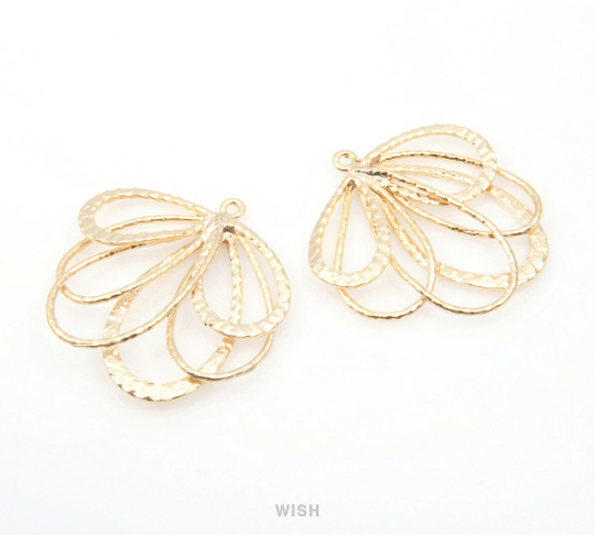 Fanwise Drop Pendants in Matte Gold, Fanwise Teardrop Charms / MMG-072-P