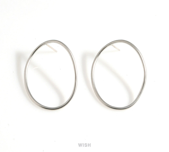 Open Bent Circle Stud Earrings in Matte Gold, Large Open Oval Earrings / MMG-637-E