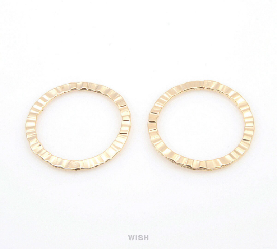 4pcs Medium Hammered Circle Pendants in Matte Gold, Hammered Circle Charm / MMG-338-P