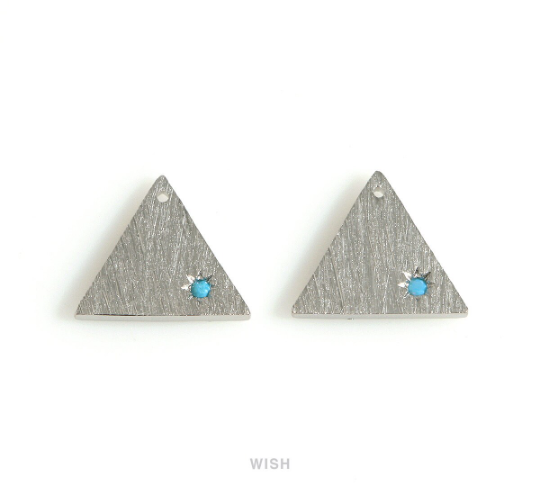 Triangle Charm with a Turquoise in Matte Gold, Triangle Pendant / MMG-669-P