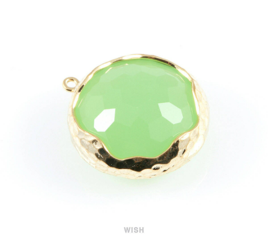 1 piece of Light Mint Faceted Glass Charms in Gold, Framed Round Pendant / GLMG-011-P