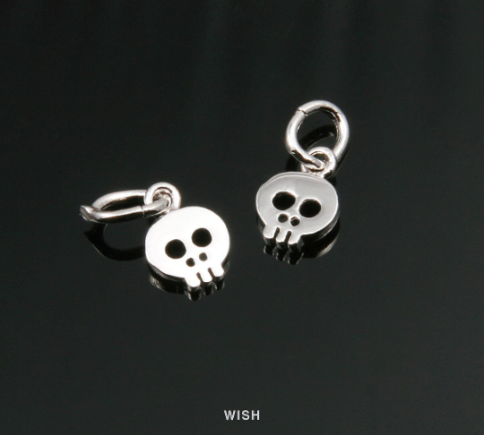 Skull Pendant in Rhodium, Silver Skull Charm / MRH-248-P (4pcs)