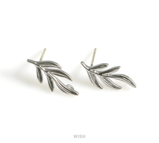Rosemary Stud Earrings in Matte Rhodium, Herb Leaf Ear Studs / MMRH-492-E