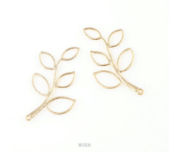 5 Leaf Branch Pendant in Matte Gold, Five Leaves Branch Charm / MMG-206-P