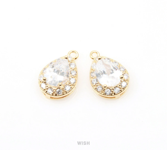 Teardrop Cubic Zirconia Pendants in Gold, 12 Sub Cubic Zirconia / CG-004-P