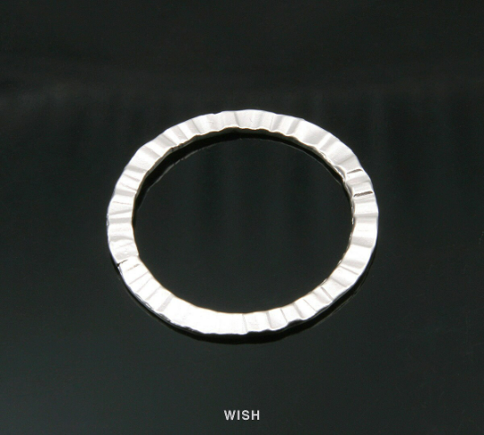 4pcs Medium Hammered Circle in Matte Rhodium, Hammered Circle Charm /MMRH-338-P