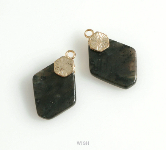 Black Labradorite Hexagon Gemstone Charm in Gold, Labradorite Hexagon Gemstone / SBLG-108-P