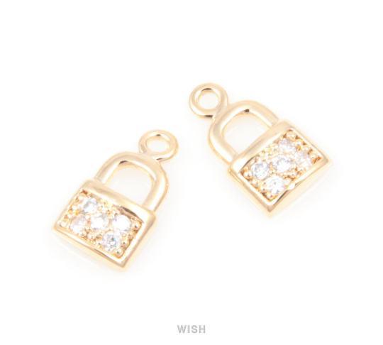 Lock Pendants in Gold with 5 Round Cubic Zirconia / CG-016-P