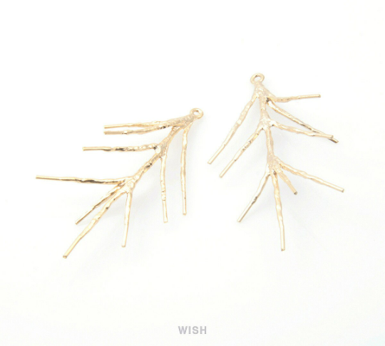 Pine Tree Pendants in Matte Gold, Pine Tree Charms / MMG-175-P
