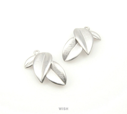 3 Leaves Connectors in Matte Rhodium, Leaves Charms /MMRH-106-C
