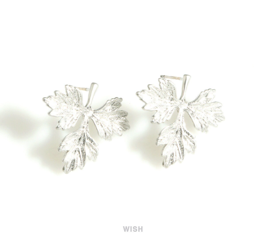 Maple Leaves Stud Earrings in Matte Rhodium, Maple Leaf Stud Earrings / MMRH-715-E