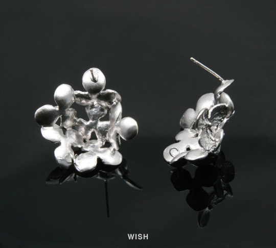 Orchid Flower Petal Stud Earrings in Matte Rhodium, Orchid Leaf Ear Studs / MMRH-318-E