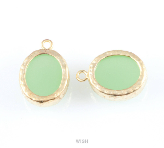 Light Mint Faceted Glass Charms in Matte Gold, Framed Oval Pendant / GLMMG-009-P