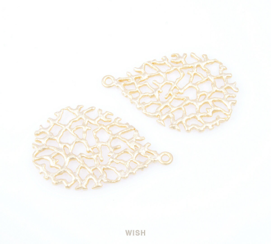 Branch Teardrop Pendants in Matte Gold, Teardrop Charms / MMG-046-P