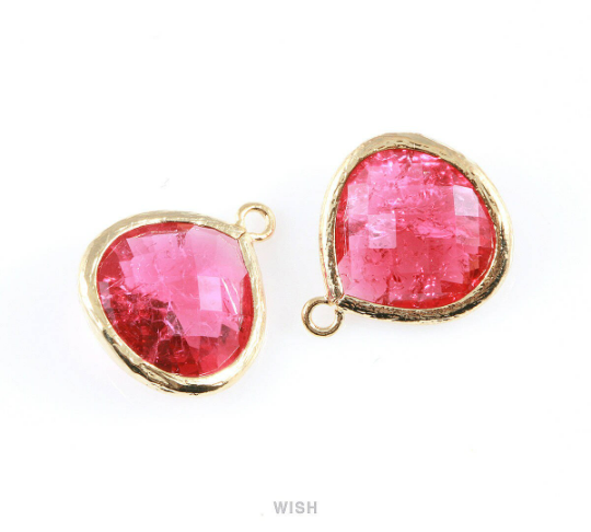 Ruby Sparkle Glass Charm in Gold, Framed Drop Glass Bead / GRBG-012-P (Large)