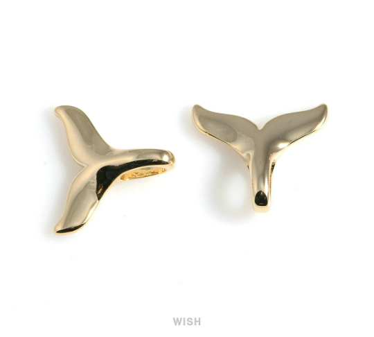 Large Whale Tail Pendant in Gold, Mermaid Tail Charm / MG-548-P