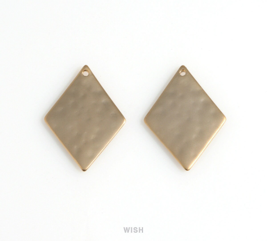 Hammered Diamond Charm in Matte Rhodium, Hammered Rhombus Pendants / MMRH-633-P