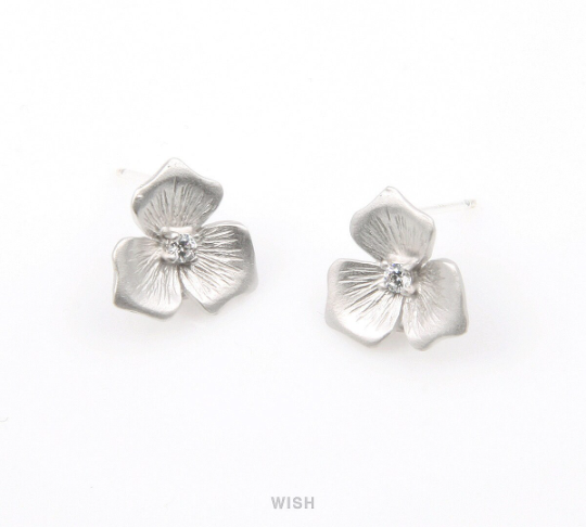 Flower with Cubic Zirconia Stud Earrings in Matte Gold, CZ Flower Ear Studs / MMG-261-E