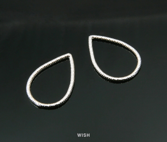 Teardrop Pendants in Gold, Teardrop Outline Charms /MG-006-P (Small)