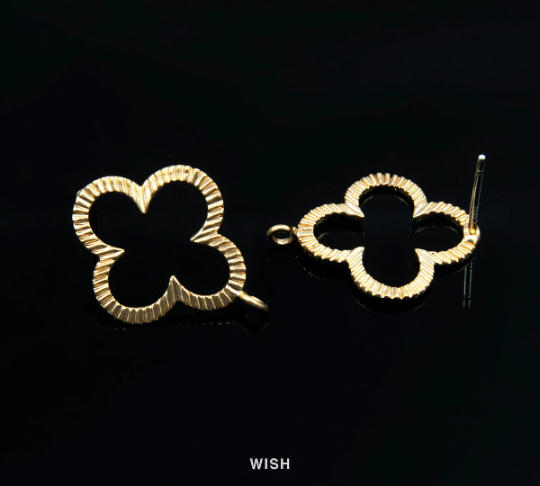 Clover Stud Earrings in Matte Gold, Clover Stud Ear Post / MMG-121-E