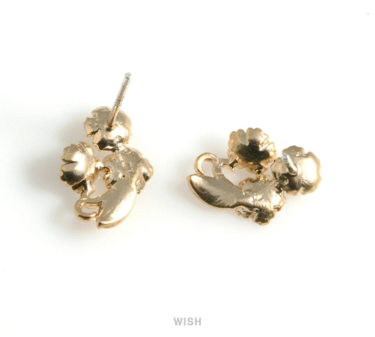 Triple Flower Stud Earrings in Matte Gold, Triple Flower Studs/ MMG-570-E