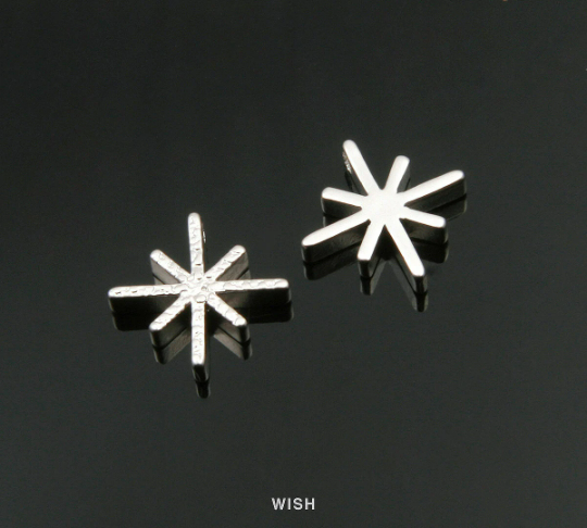 Snowflake Pendant in Matte Gold, Snow Crystal Charm / MMG-264-P