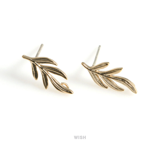 Rosemary Stud Earrings in Matte Rhodium, Herb Leaf Ear Studs / MMRH-492-E
