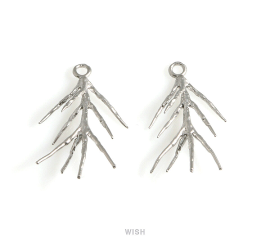 Pine Tree Pendants in Matte Gold, Pine Tree Charms / MMG-576-P