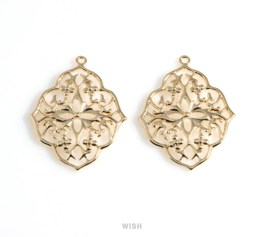 Floral Shield Pendants in Gold, Oriental Floral Charm/ MG-057-P
