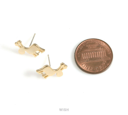 Reindeer Stud Earrings in Matte Gold, Reindeer Ear Studs / MMG-522-E