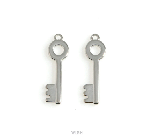 Key Pendants in Matte Gold, House Key Charm / MMG-584-P