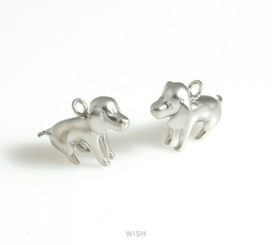 Beagle Charms in Matte Gold, Puppy Pendants/ MMG-657-P