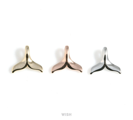 Large Whale Tail Pendant in Gold, Mermaid Tail Charm / MG-548-P