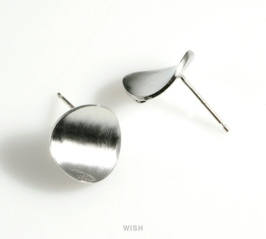 Concave Disc Stud Earrings in Gold, Concave Disc Ear Studs/ MG-598-E