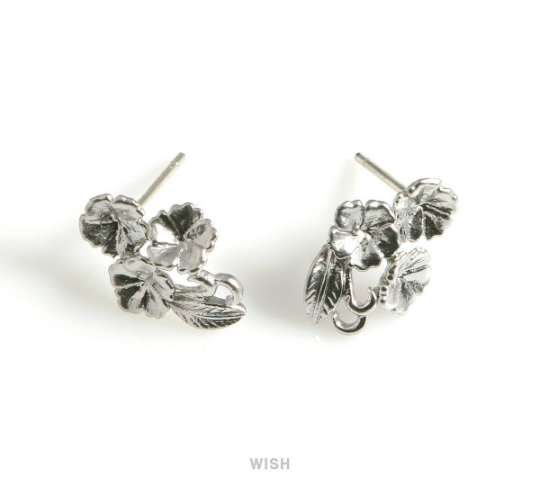 Triple Flower Stud Earrings in Matte Gold, Triple Flower Studs/ MMG-570-E
