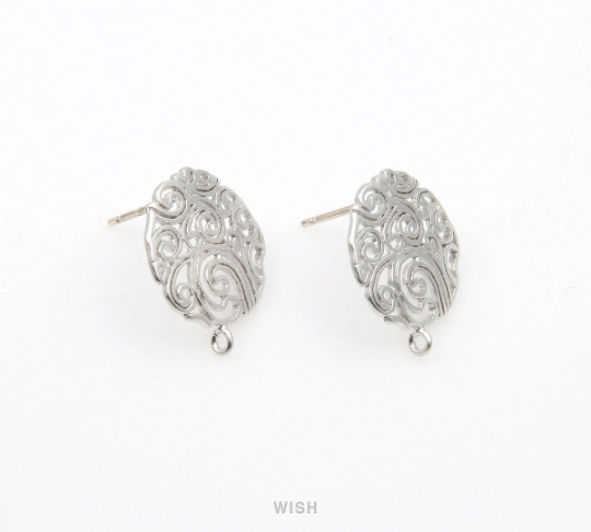Paisley Stud Earrings in Matte Gold, Round Paisley Earrings / MMG-253-E