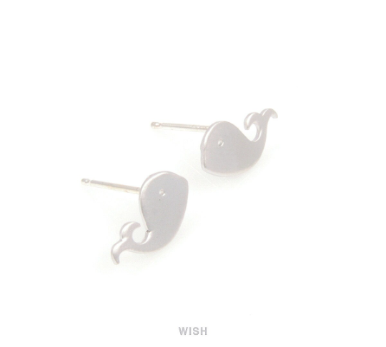 Whale Stud Earrings in Matte Gold, Whale Ear posts / MMG-104-E