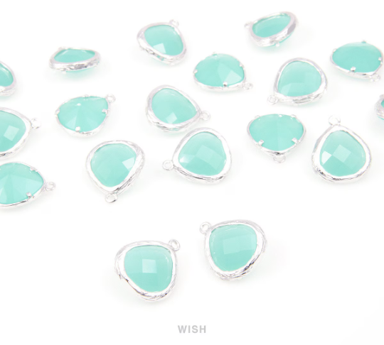 Mint Faceted Glass Drop Charm in Gold, Mint Charms / GMTG-036-P