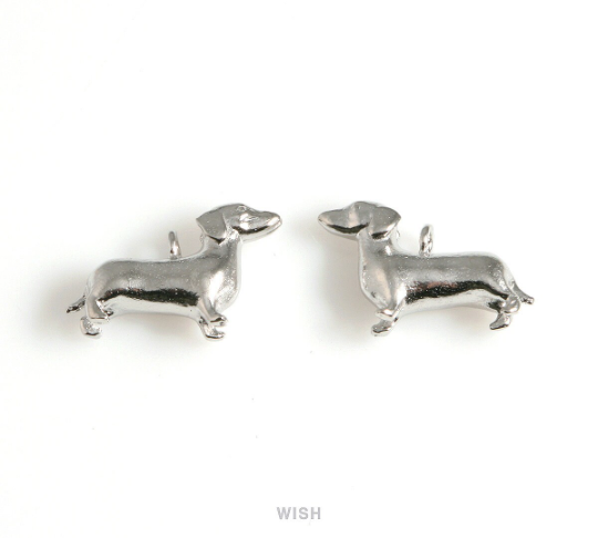 Dachshund Pendants in Matte Gold, Sausage Dog Charm / MMG-566-P