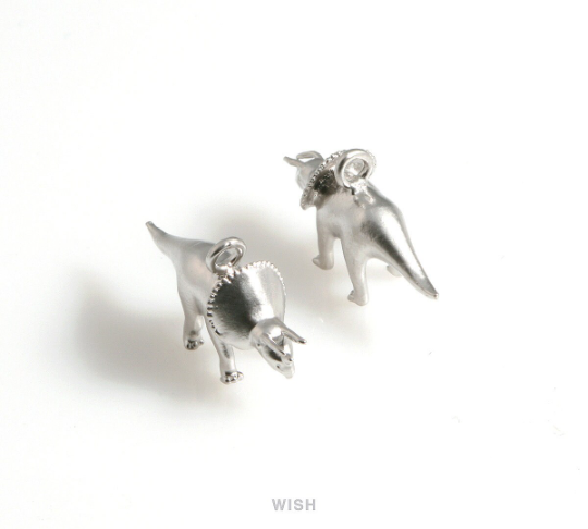 Dinosaur Pendants in Matte Gold, Triceratops Charm / Dinosaur / MMG-564-P