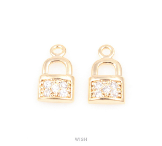 Lock Pendants in Gold with 5 Round Cubic Zirconia / CG-016-P