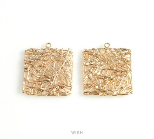 Square Mesh Pendants in Matte Gold, Abstract Square Mesh Charm / MMG-436-P