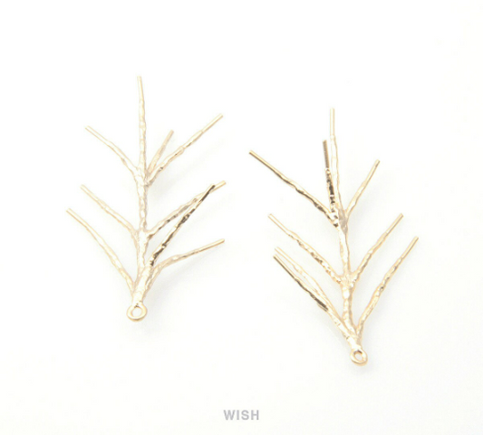 Pine Tree Pendants in Matte Gold, Pine Tree Charms / MMG-175-P