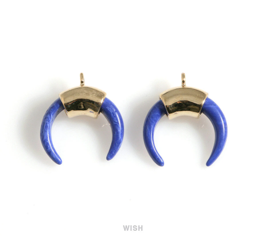 Navy Horn Stone Charm in Gold, Gemstone Horn Pendant / SNVG-115-P
