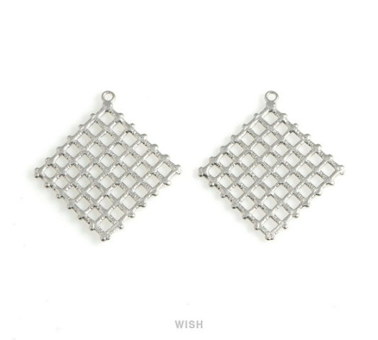 Diamond Pattern in Matte Rhodium, Diamond Shaped Charm /MMRH-595-P