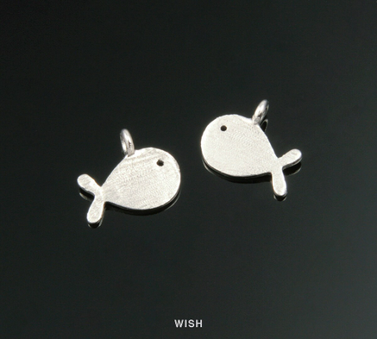 Small Whale Pendants in Matte Rhodium, Whale Charm / MMRH-118-P