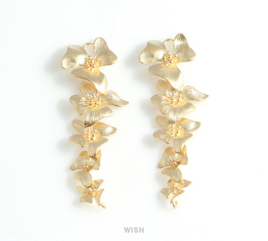 Five Orchid Flower Pendant in Matte Gold, Quintuple Floral Charms / MMG-043-C