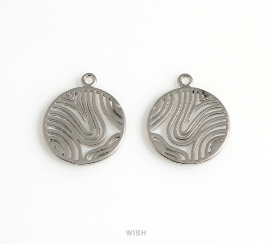 Wavy Pattern in Disc in Matte Rhodium, Sashiko Pattern in Coin Charm / MMRH-649-P