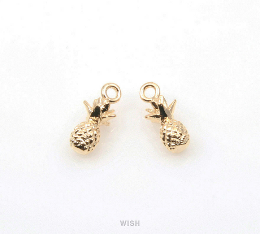 Dainty Pineapple Pendants in Gold, Solid Pineapple Charms / MG-316-P